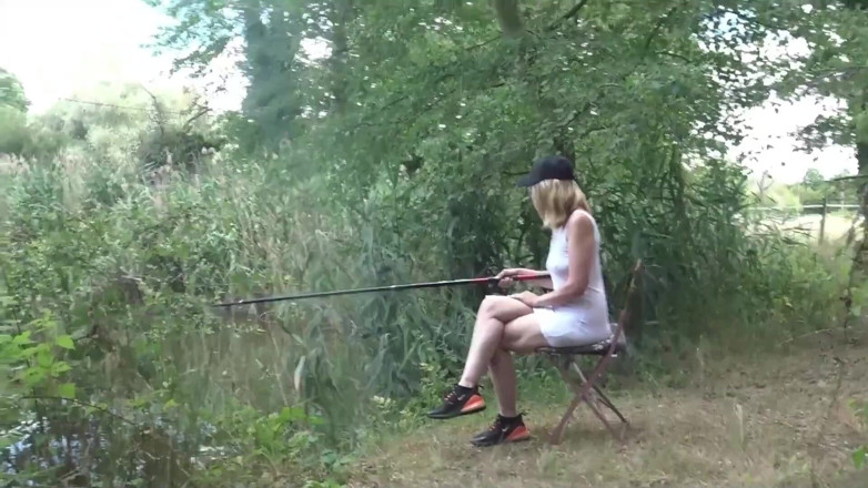 Paris Jango: Louise Du Lac Masturbates on the Lake