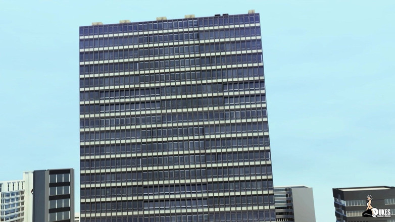 Enter Tranz: Bos transeksual batang besar mengongkek pekerja punggung besarnya pada waktu...