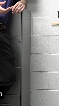 Angeline Red ditangkap mencuri dan dihukum oleh pengawal keselamatan