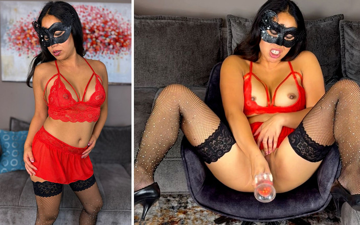 Miss-Sexy-Anonym: Aku lagi asik ngentot memek sempitku pakai dildo ukuran XL