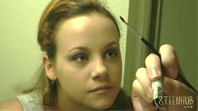 8TeenHub: 8teenhub - v zákulisí dvojitého parkování 1 z Dvsx