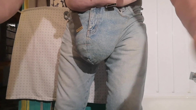 Monster_Meat_: DAY2 extreme pumping in 2stage plus dressed up