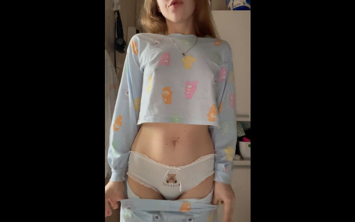 Inga lillypop girl: Ranní sladký striptýz pro tátu