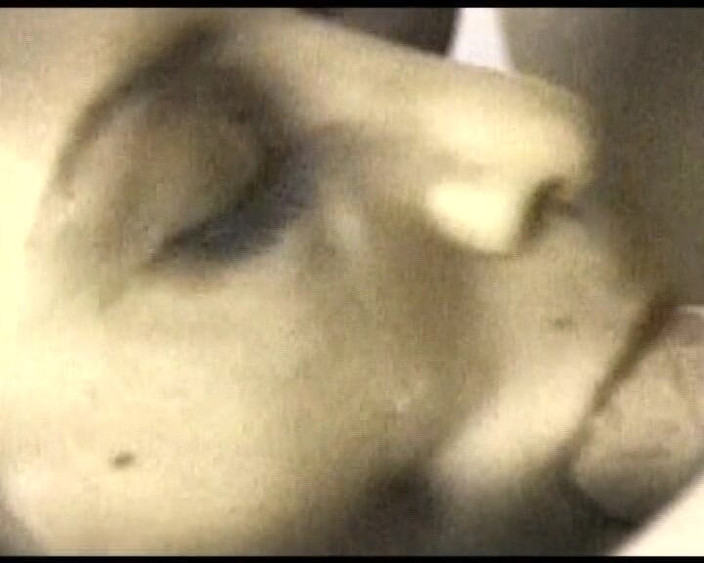 Dirty old moviez: Tesão morena milf dedos sua buceta peluda para clímax