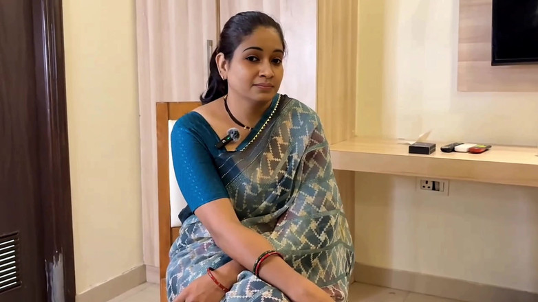 FantacyCouple: Bhabhi Memberikan Hadiah Kepada Jiran