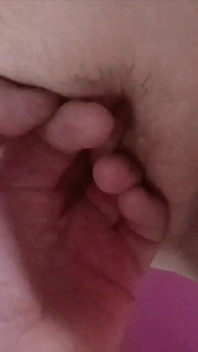 My Pussy Being Fingered in The Yard - Close Up
