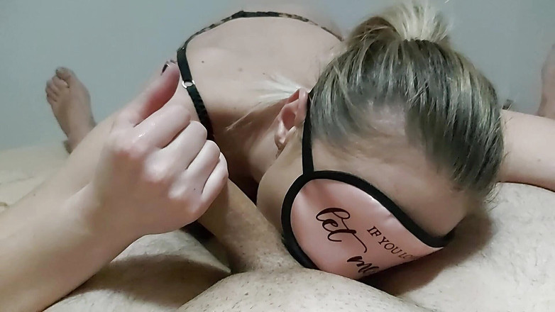 Audrey: Давлю киску моей мачехи в большом отпуске