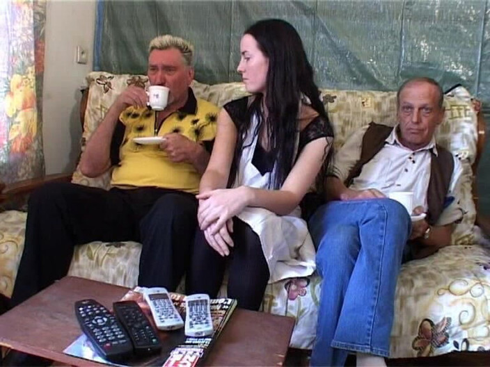 German Kink: Futai în trei cu gagici germane