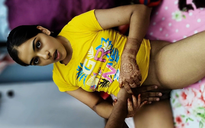 Hotdostt: Indian Mausi Hardcore Rough Fuck Her Pussy Creampie in Doggy