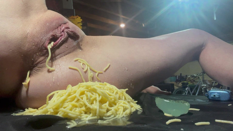 WhisperBay: Ich spiele mit meinem Essen