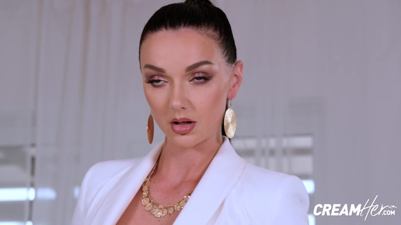 CreamHer: Lady Gang Gets Her Asshole Filled with Creamy Cum