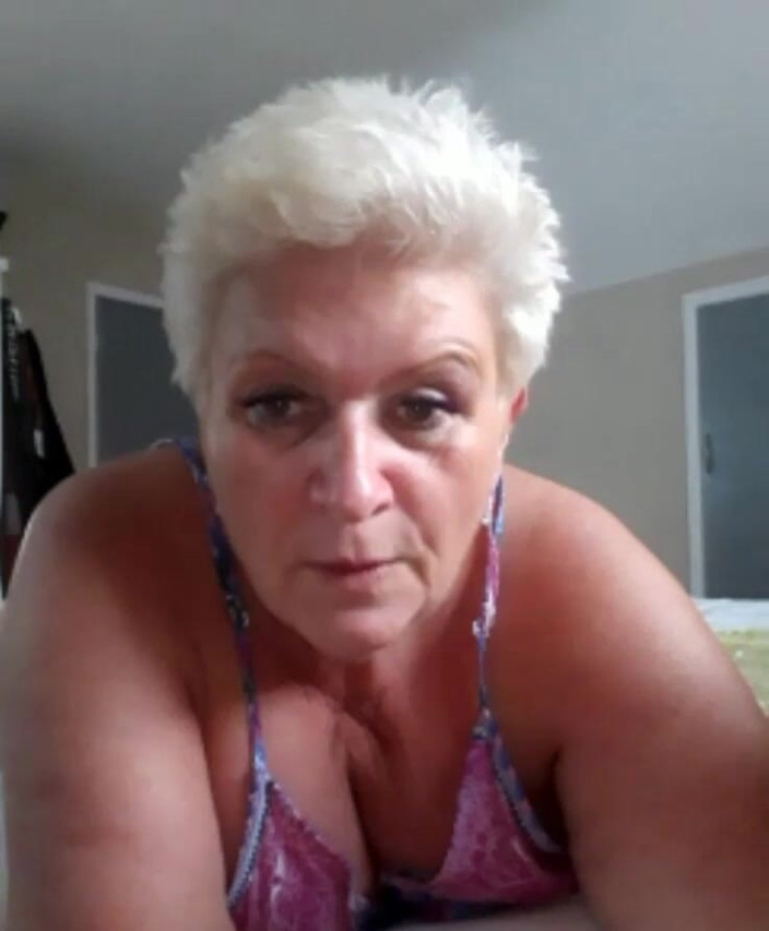 Uk Joolz: Трансляция началась