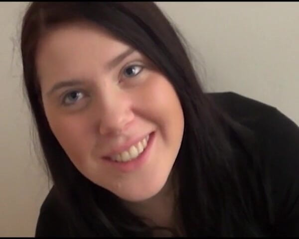 Deutscher hardcore: Slutty German Teen Creampied in the Bedroom