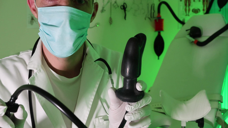 TomBakerBDSM: 貞操縮減プログラムパート3(4k)