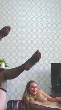Blonde&brunette in Lingerie Sucking Dirty Floors &eachother