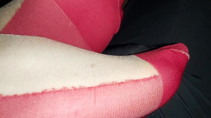 Juicy Joseph: Zwarte spandex voetenbeurt