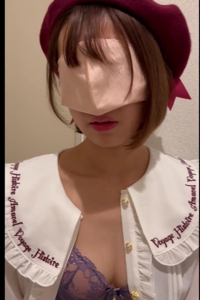 EAGLE Global: Homemade - Young Cute Girl Documentary 24-7