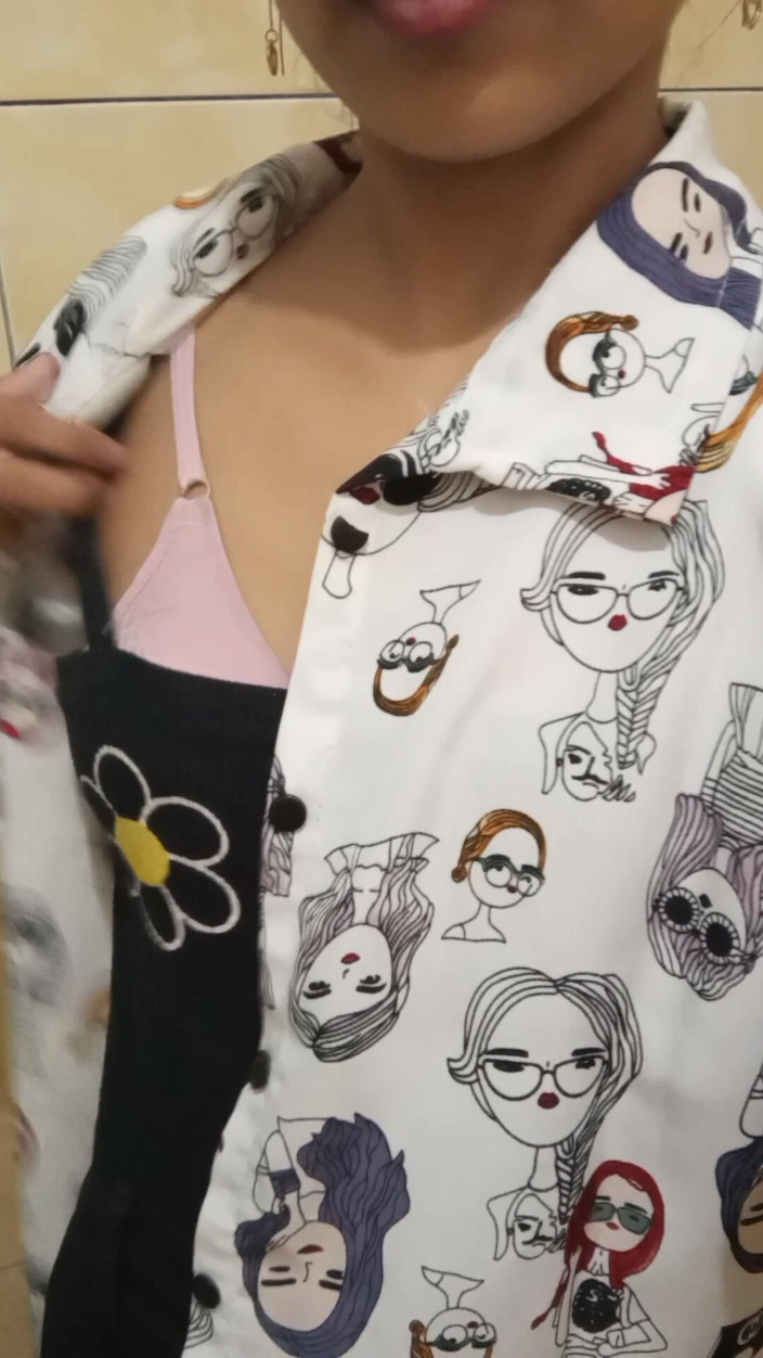 BoundDesires: 小柄なアジア人美女サーシャPが完璧な曲線を披露 - ソロからかい