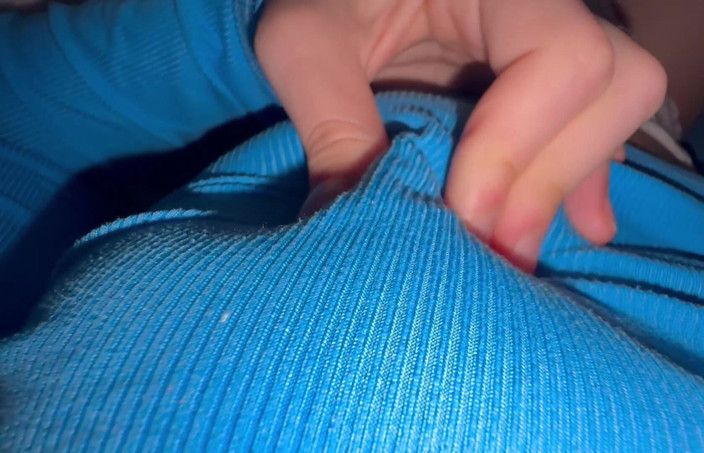 AmayaMori: 我在自慰完美的身体时达到高潮