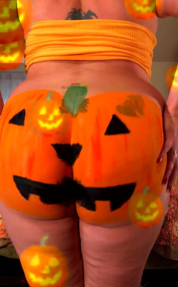 Lily Bay: Великий