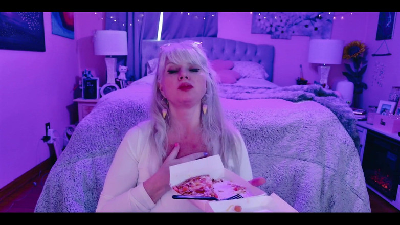 PaintedRose: Pizza Mexico: Taco Bell Mukbang Here It Is