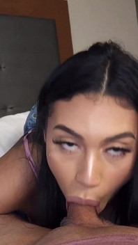 Ariana starr esotica bellezza alta con culo e grandi tette ama scopare