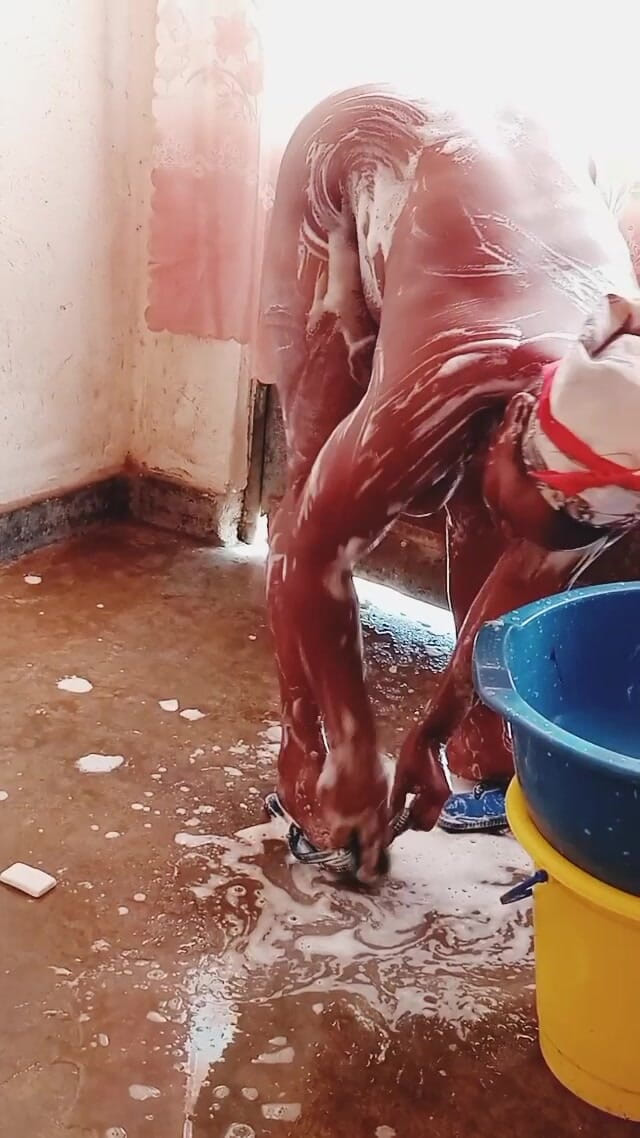 Me and my new slut: シュガーママ入浴後犯された6ラウンド