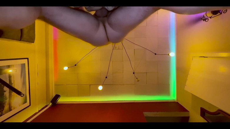 ScottyNaughty69: Sdraiata sotto di me e guardami scopare fino a quando...