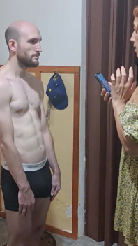 Robot Con Ia Se Coge Mardulce La MILF De Culo Grande