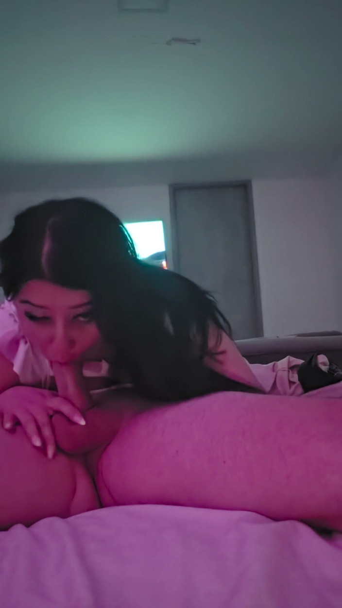 PinkNightmare: Любительська латина принцеса смокче вітчима 69