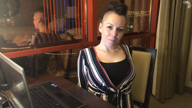 Nikki's Fetishes: Fuck Stepmom While He's in the Shower