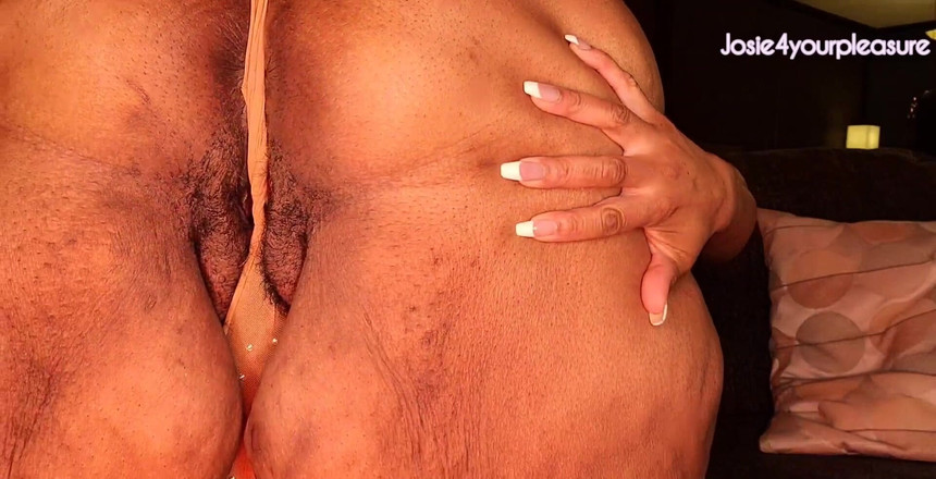 Josie4yourpleasure: Playing for you from behind