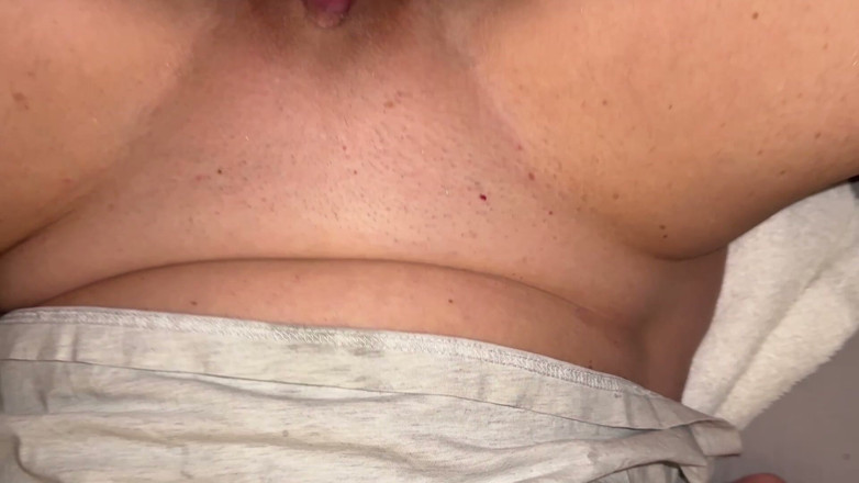 J-Sandy Mac: Hot Fucking Squirt and Cum Shot!
