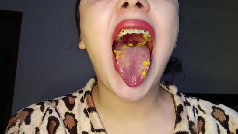 Golden domme: Żuć Cheetos POV Języczka