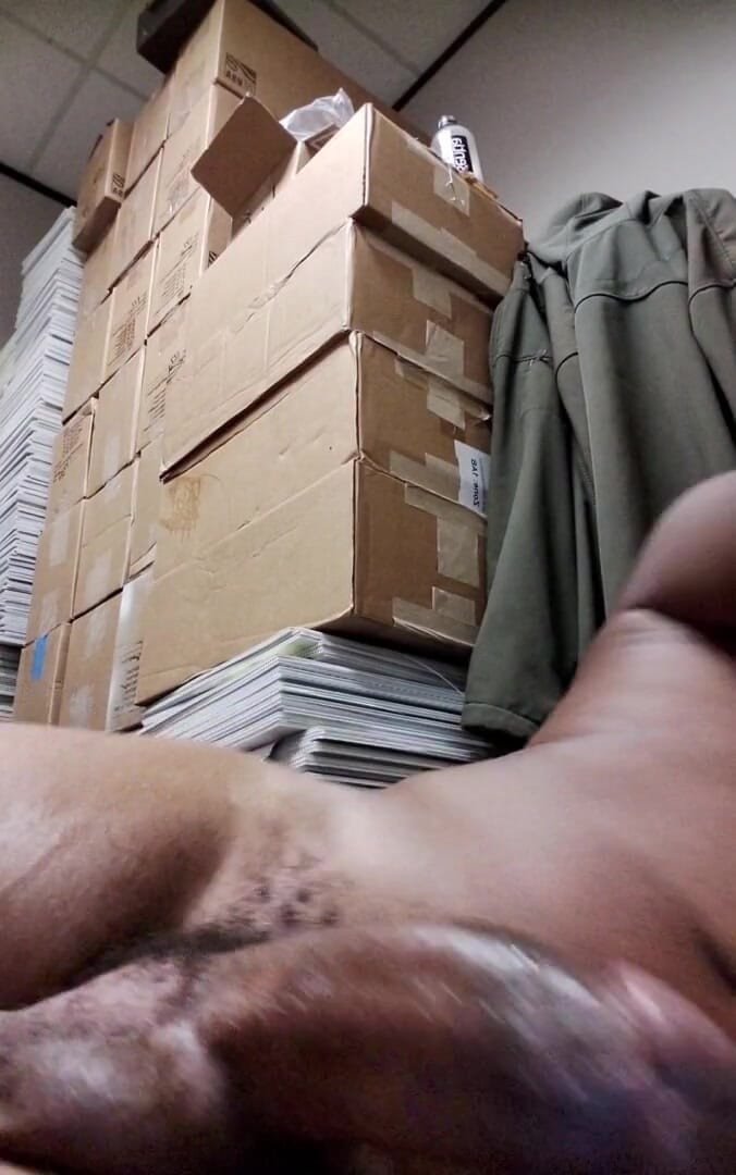 Pharoah Zeus: लंड चुसाई और नट के साथ अच्छी चुदाई