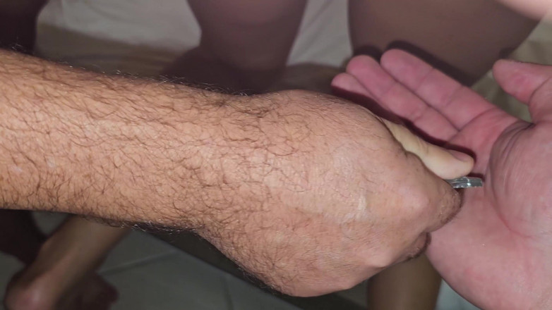 Casada Liberada griffin: Mein Cuckold Hat Gleitgel Auf Den Schwanz Des Essers Aufgetragen,...