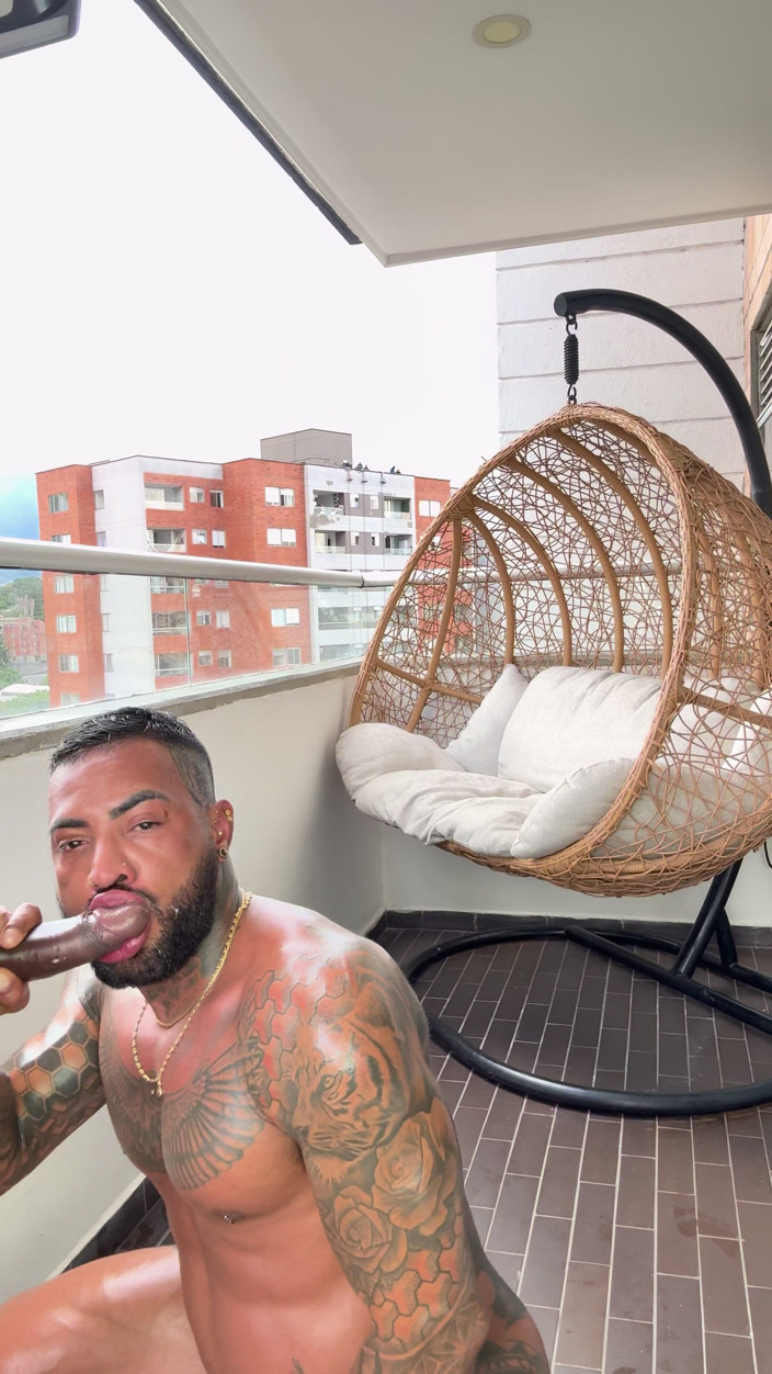 DADDYBLACKXXX: Kolumbijski body builder flip jebanie z dużym czarnym kutasem American...
