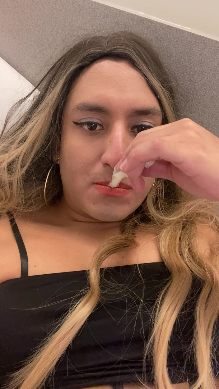 Natalia Valera: Mă masturbez și îmi beau propria spermă