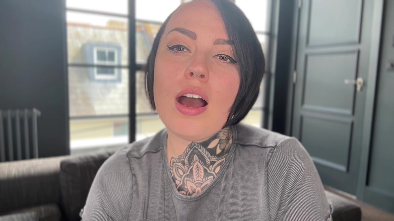 Miss Valentina: 자지 빠는 데 집착