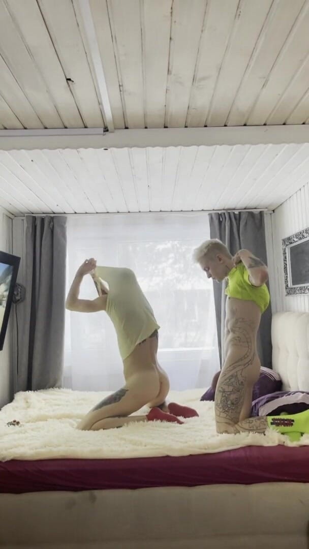 Max Gen: Falcon All și Oliver Strelly se fute cu mine