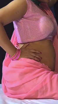 Desi La Bhabhi realizza la sua fantasia con il fratellastro più giovane di suo marito