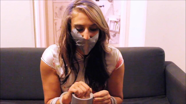 Selfgags classic: Kom thuis en bind me vast!