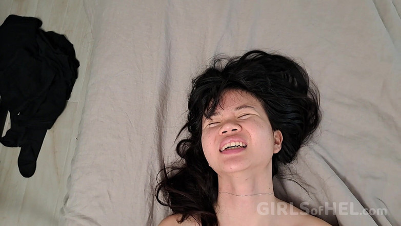 Girls of Hel: If You Keep Going I Will Pee on the Bed! -...