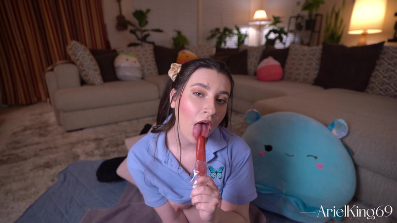 Ariel King: Соблазняя папочку