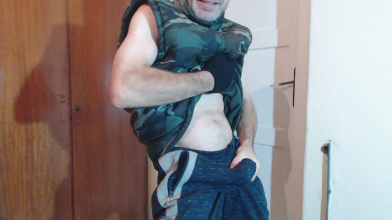 TIVADAR 73: Piss... Erotik gösteri