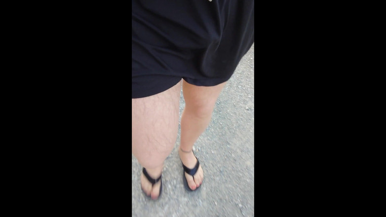 Carmen_Nylonjunge: Passeggiata al canale in collant