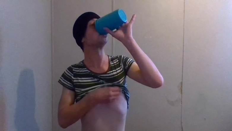 LilTaste: Urinating Fetish Fanclub Video of the Month September 2020