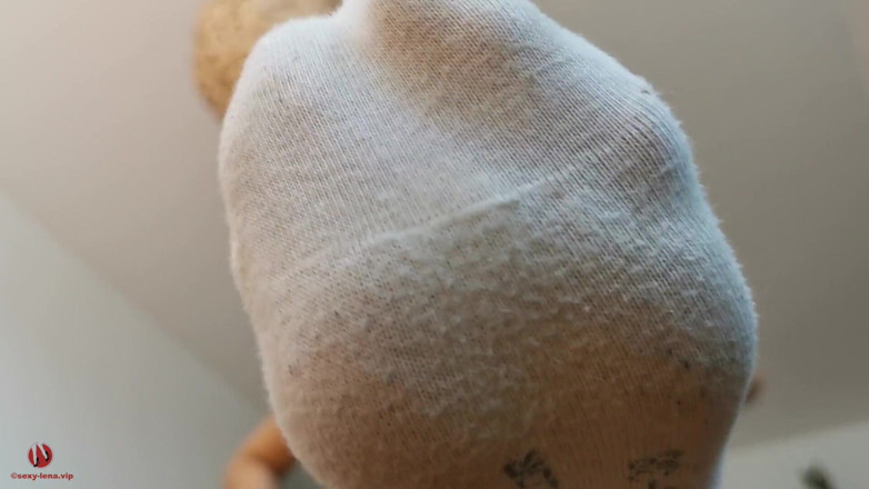 Goddess Lena: Dirty and stinky white socks