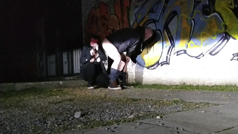 Toilet Mommy: Outdoor Exposure Girl Licks Guy's Ass