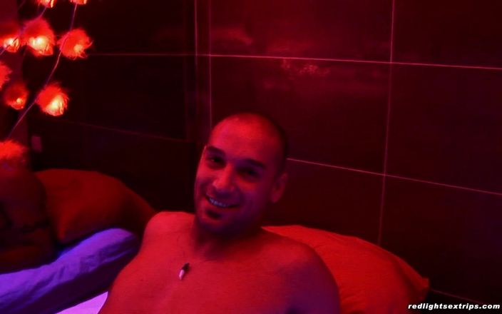 Red light sex trips: Jj şimdiye kadarki en ateşli genç kız - redlightsextrips